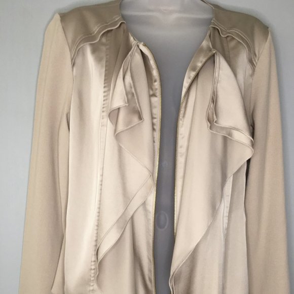 CHICOS - Picture 2 of 4